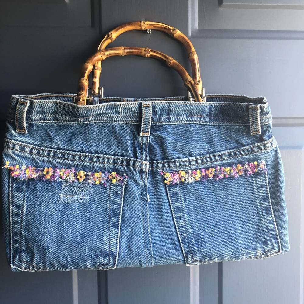 Hand bag